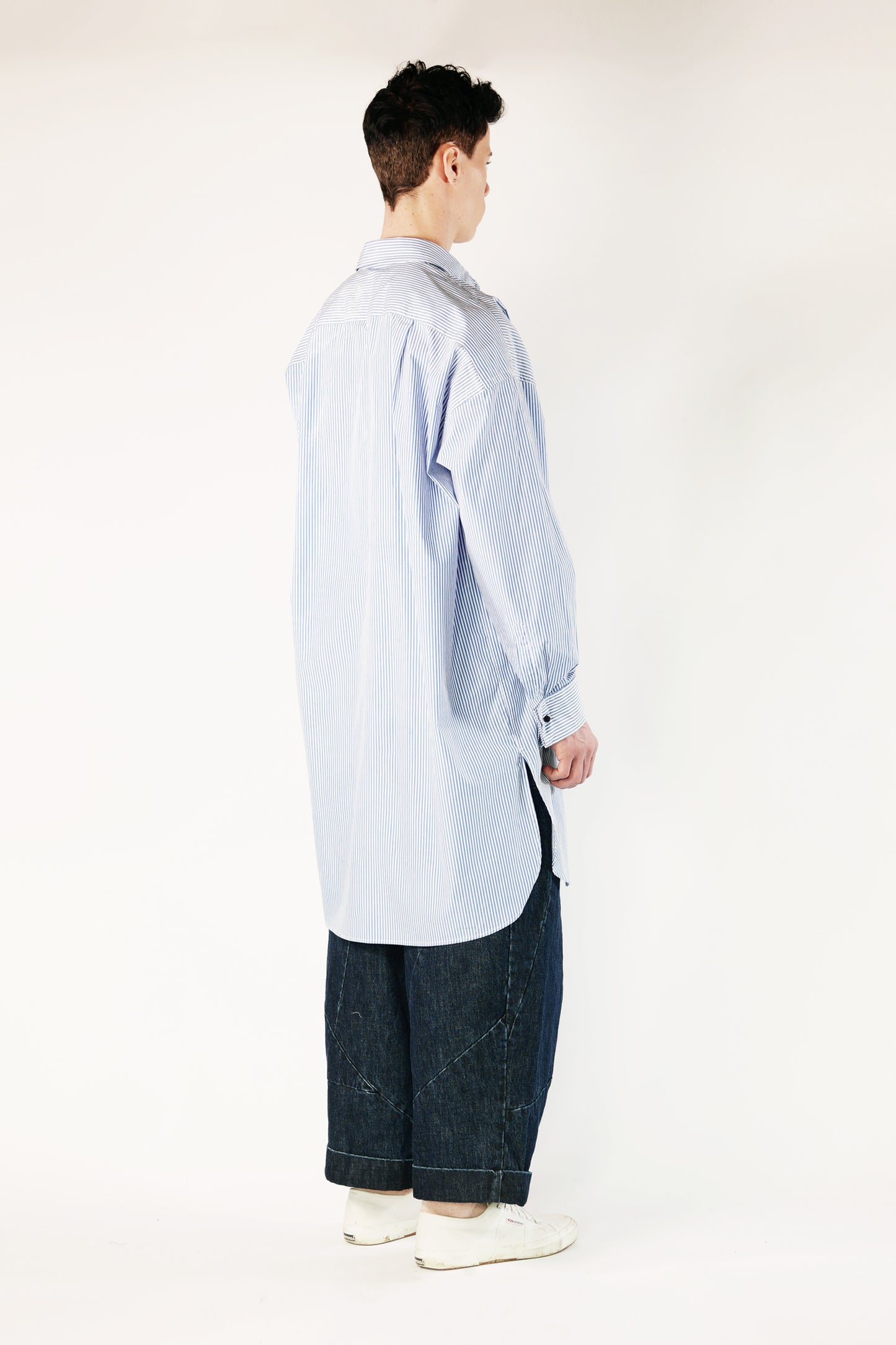 Long Oversized Shirt – Pinstripe White/Blue